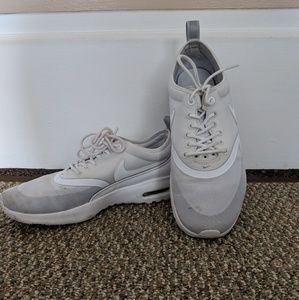 Nike - Thea Air Maxes